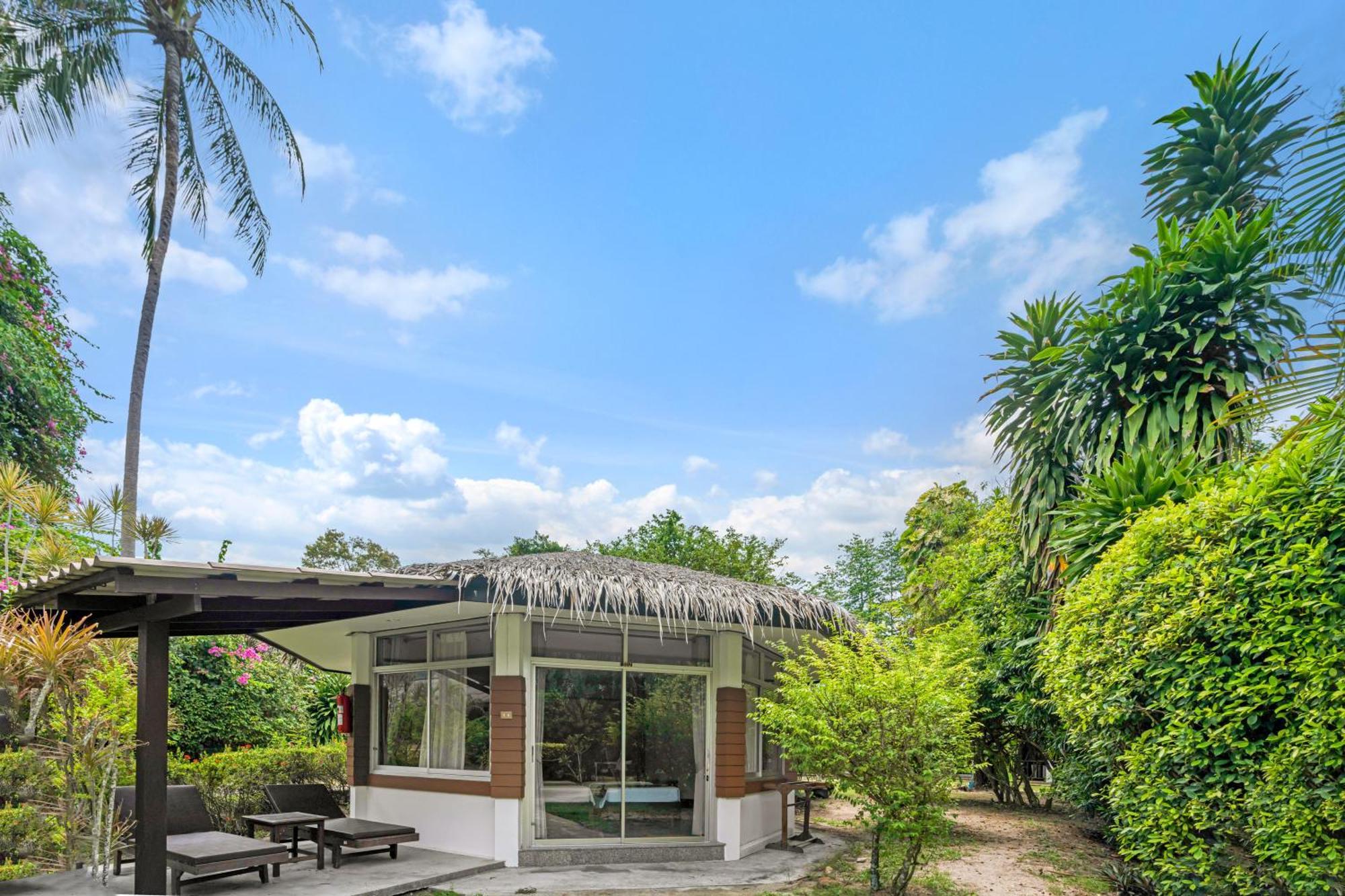 Anahata Resort Lipa Noi Esterno foto