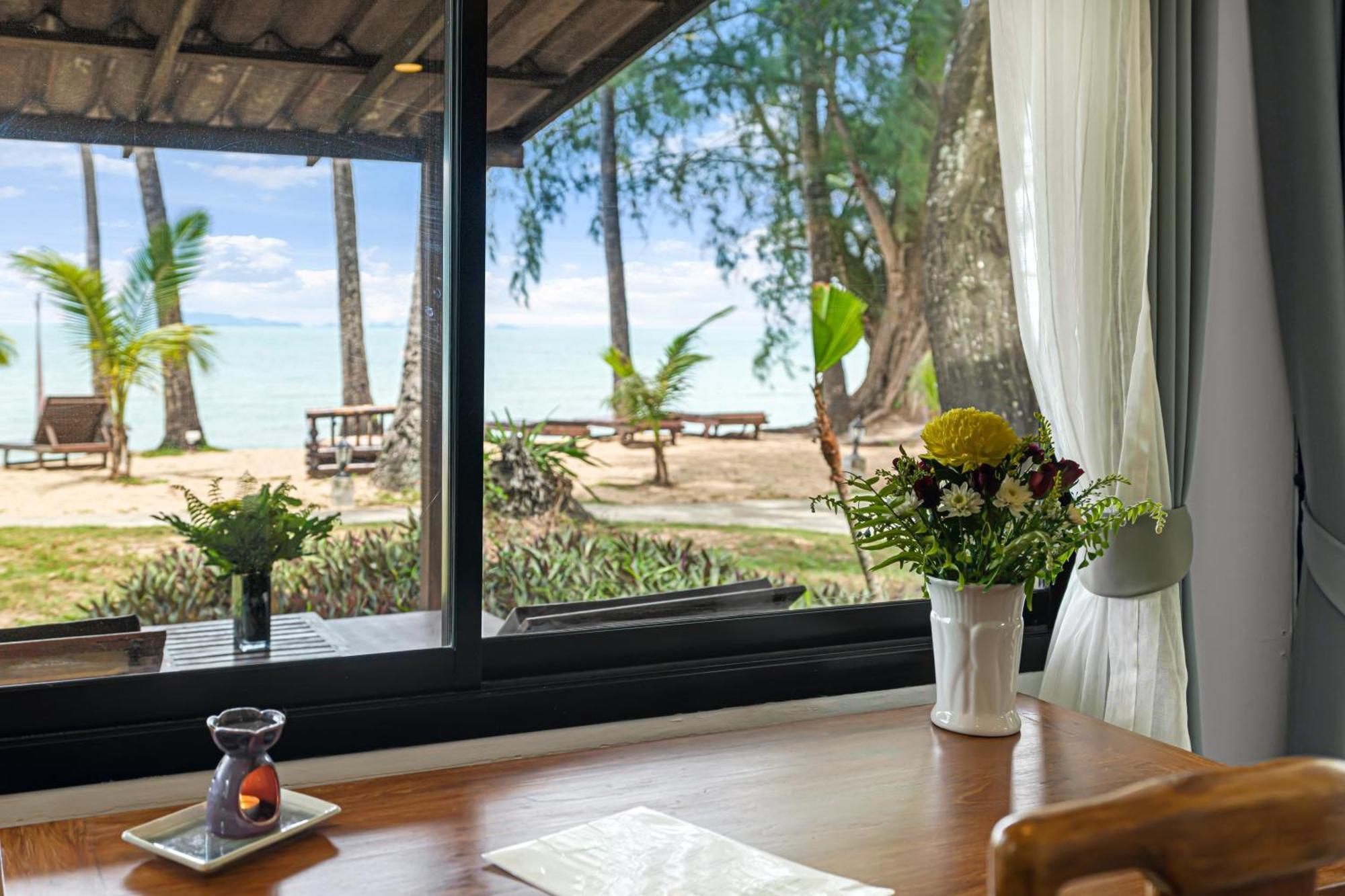Anahata Resort Lipa Noi Esterno foto